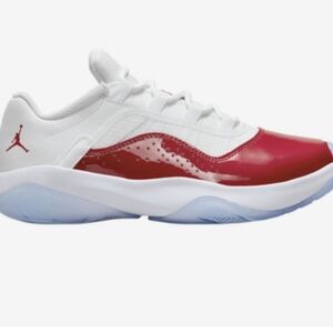 Air Jordan 11 low comfort. 4Y